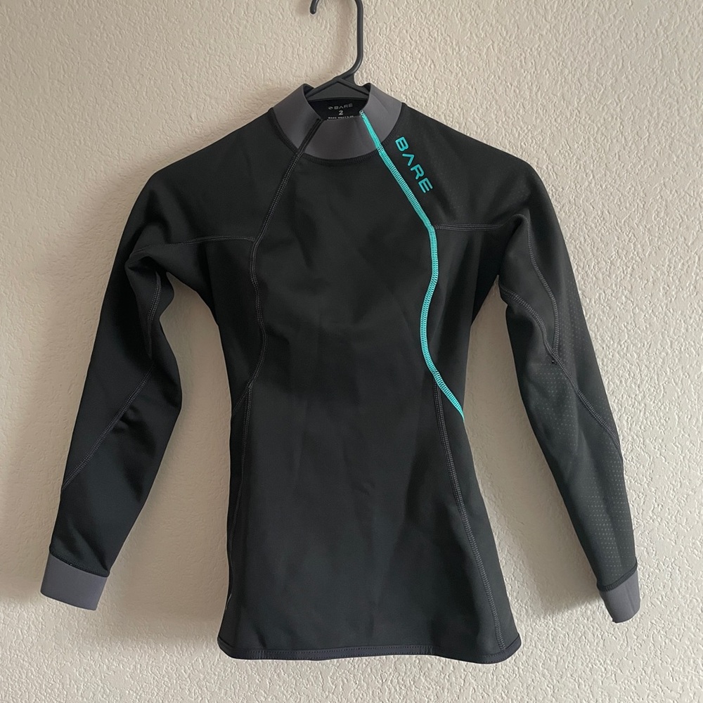 NWOT BARE Exowear Long Sleeve Top Diving Thermal - Women's Size 2